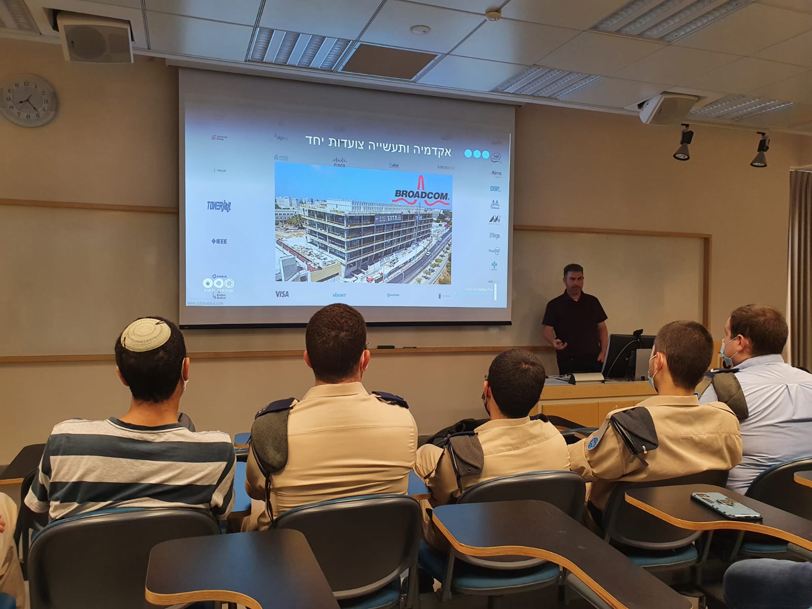הרצאה לחיל האוויר